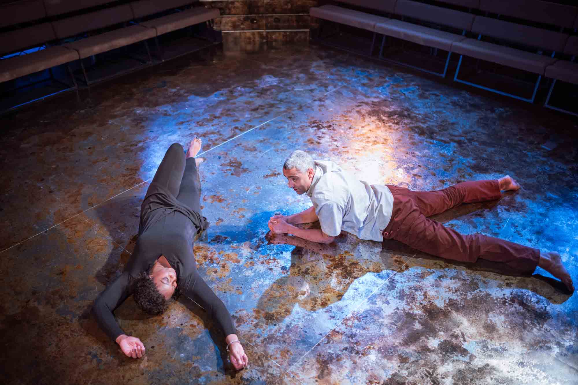 christopher_colquhoun_eugene_nicola_hughes_alma_in_yellowman_at_the_young_vic_c_tatenda_nyamande-7053