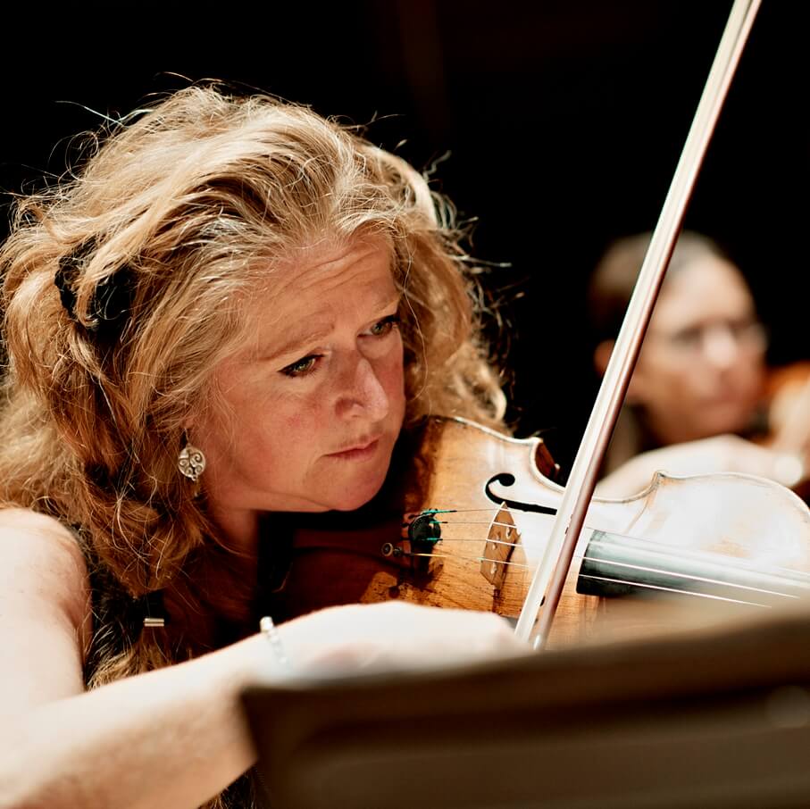 jackie-shave-900x900